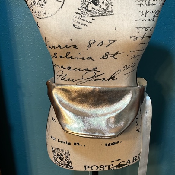 NWOT Shiny rose gold fanny pack- says Tribe on it in white w/adjustable straps - Picture 2 of 5